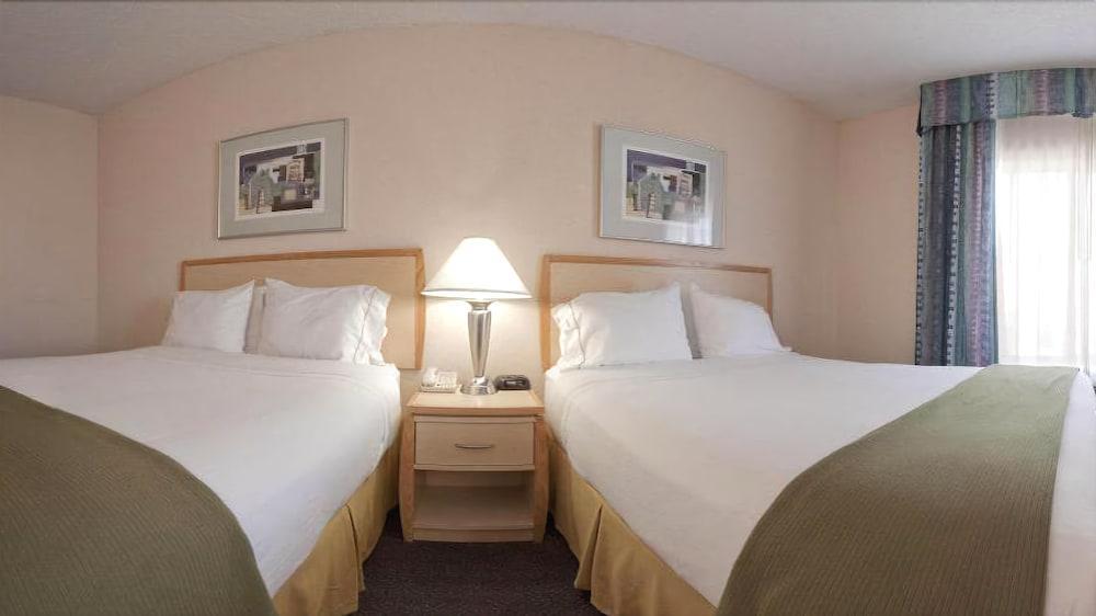 Holiday Inn Express Hotel & Suites San Antonio - Rivercenter Area By Ihg Экстерьер фото