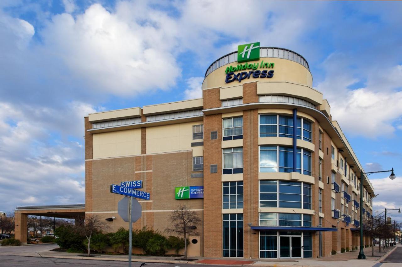 Holiday Inn Express Hotel & Suites San Antonio - Rivercenter Area By Ihg Экстерьер фото