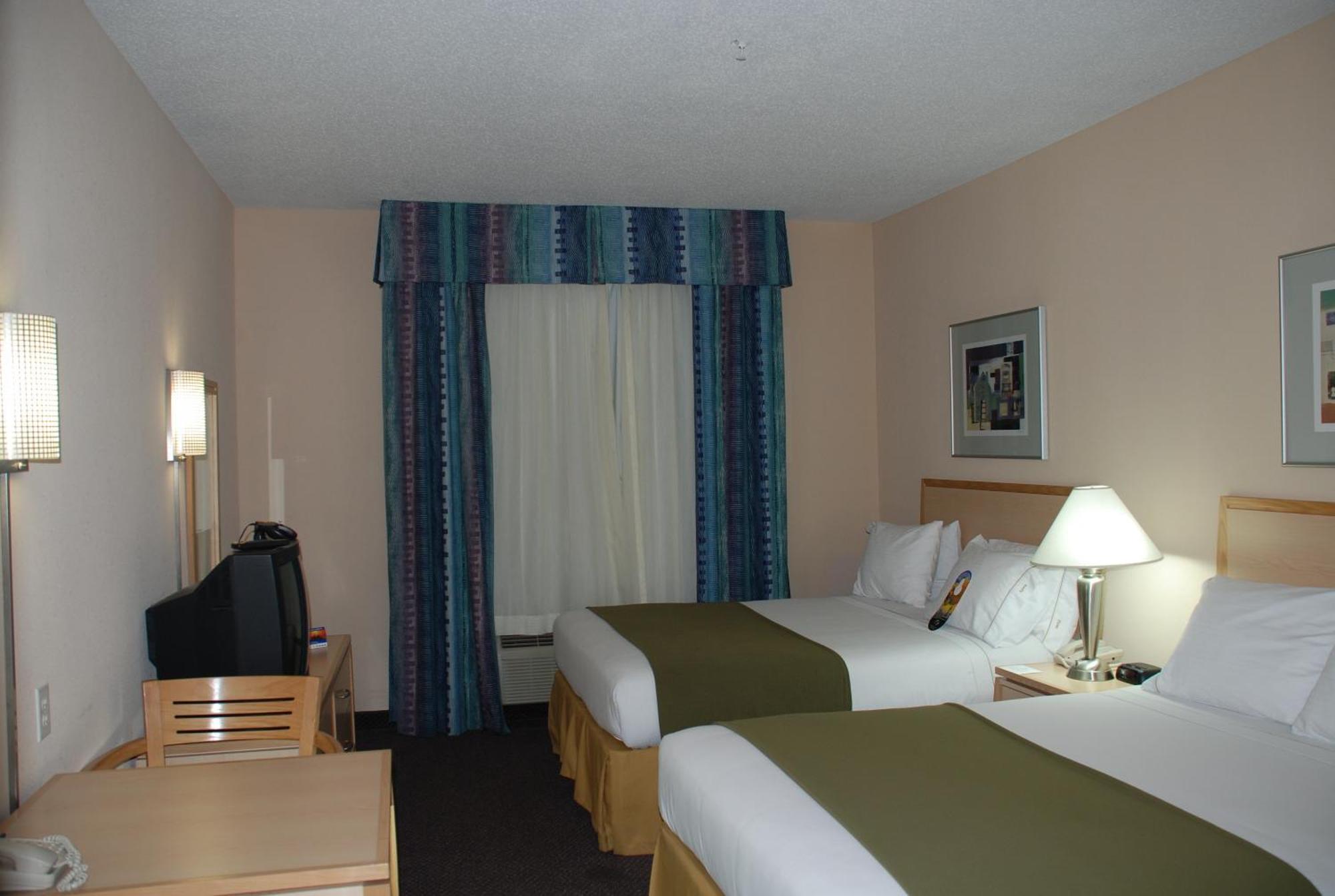 Holiday Inn Express Hotel & Suites San Antonio - Rivercenter Area By Ihg Номер фото