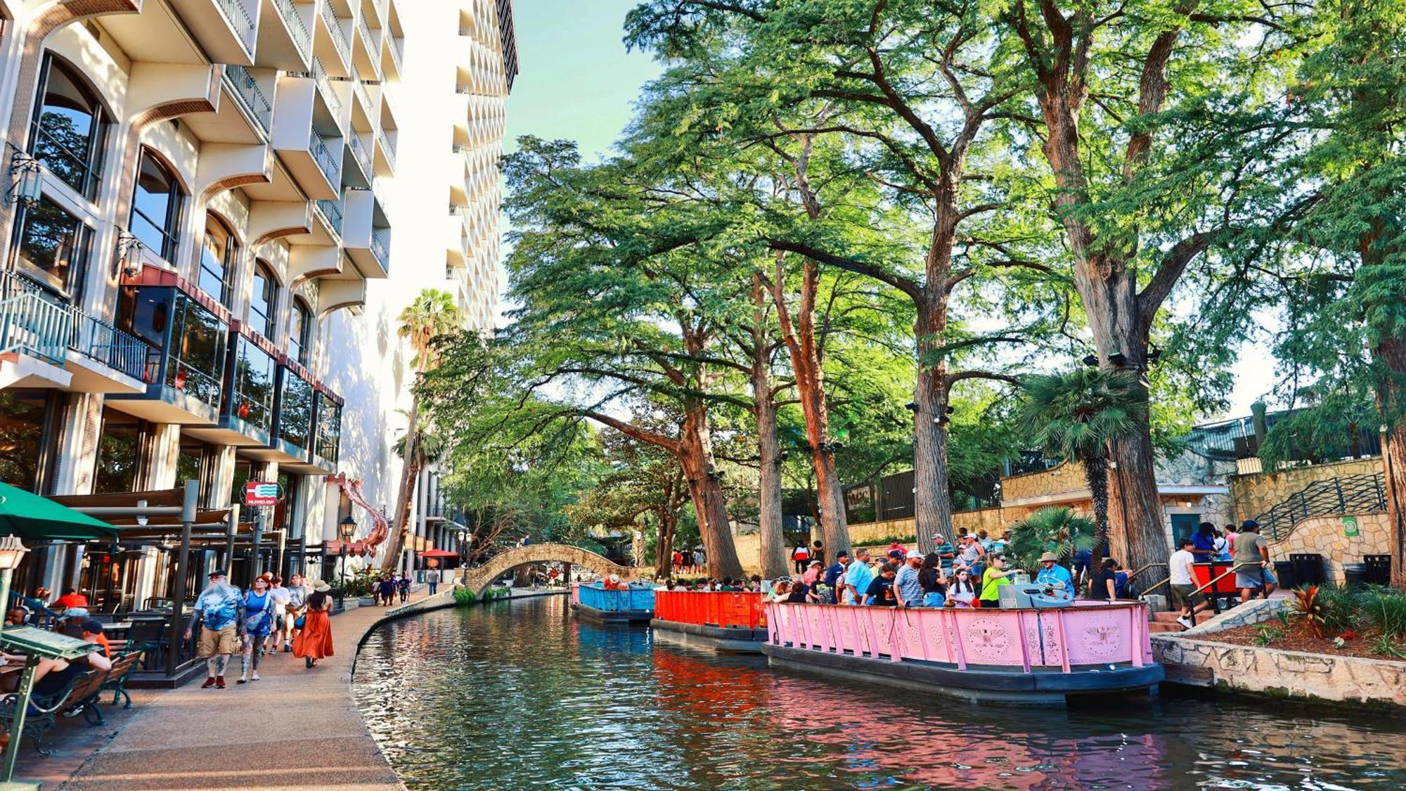 Holiday Inn Express Hotel & Suites San Antonio - Rivercenter Area By Ihg Экстерьер фото